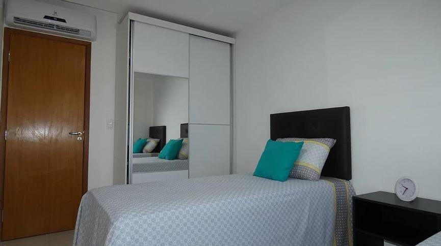 Apto Guarajuba Praia Condominio Porto Smeralda-100 Metros Da Praia Exterior foto